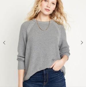 ⭐️40% Off⭐️ Old Navy Textured Tunic Sweater in Heather Grey
